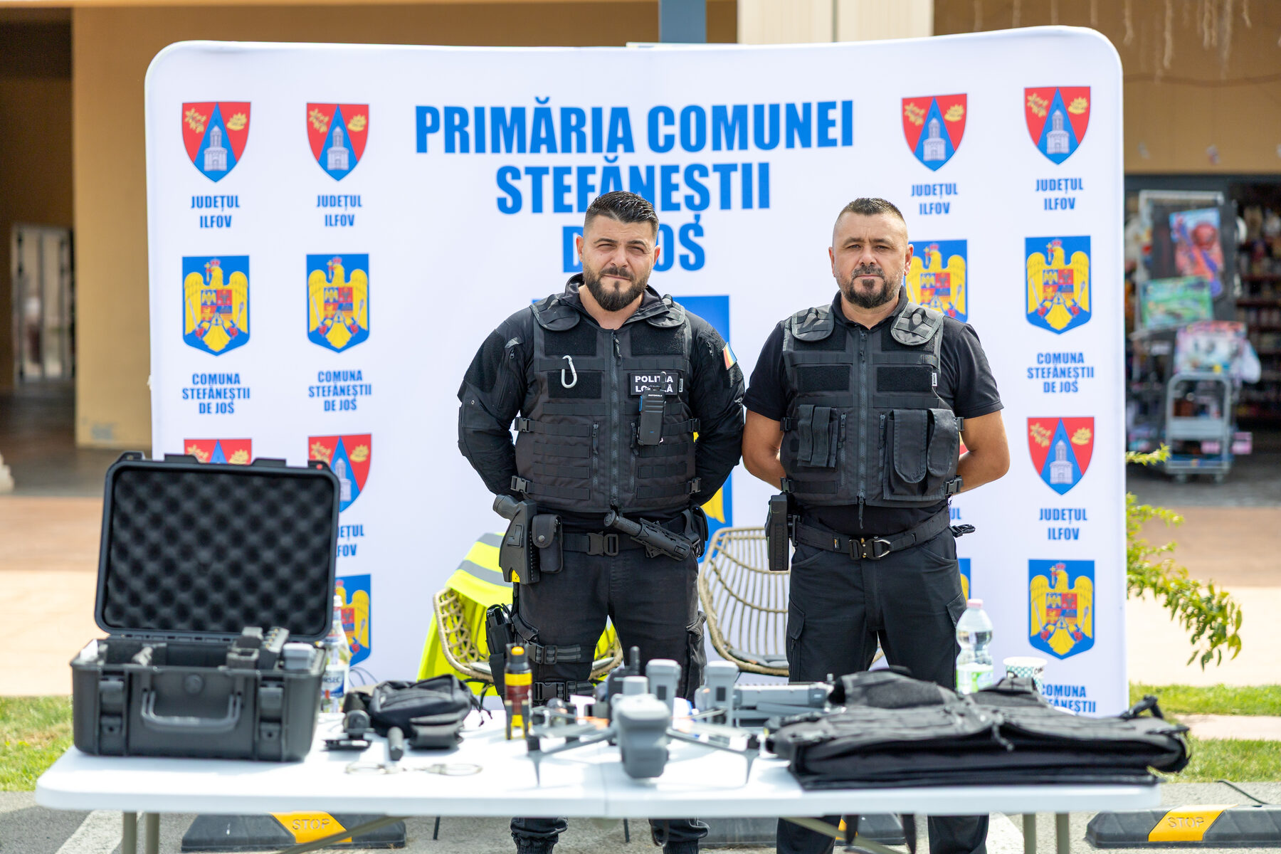 Demonstrație cu echipamente ale Poliției Locale